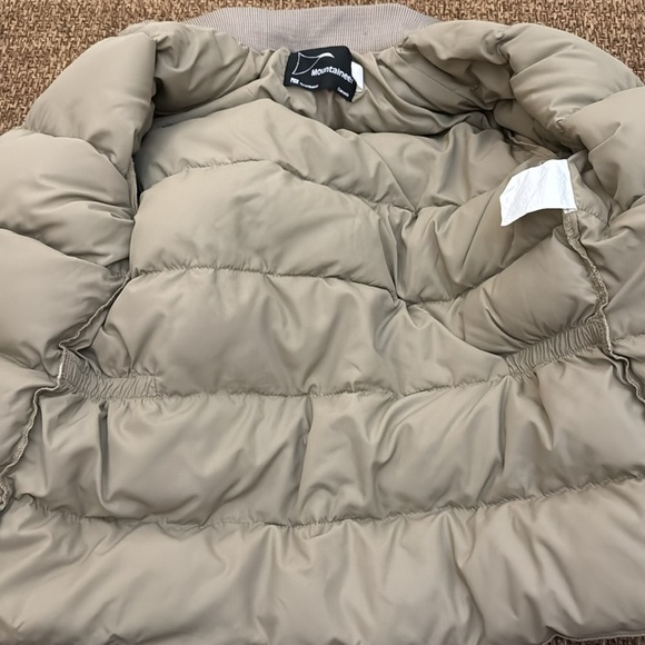 Men's Mountaineer Beige Puffer Jacket - Picture 15 of 16